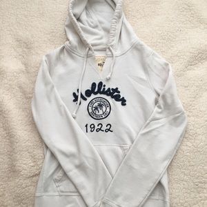 Hollister pullover hoodie